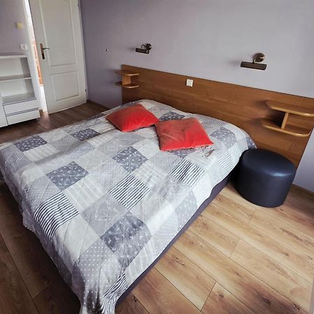 Koga Apartment Устка Екстериор снимка