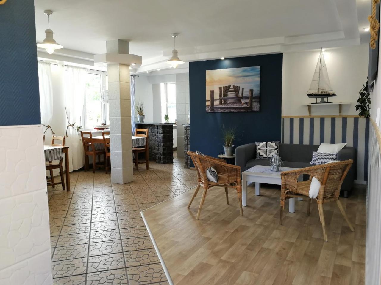 Koga Apartment Устка Екстериор снимка