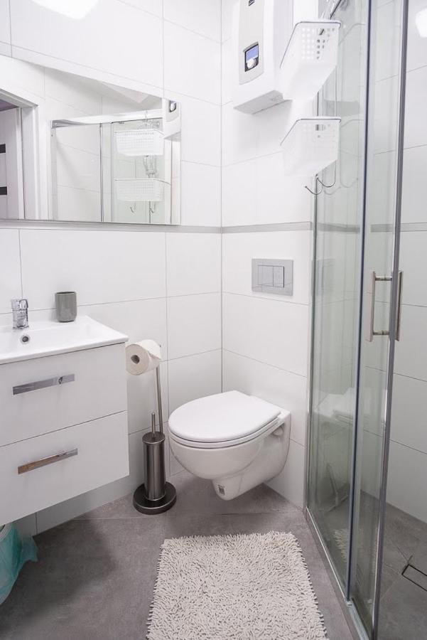 Koga Apartment Устка Екстериор снимка